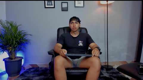 RonnieCanford online show from January 17, 2:20 pm