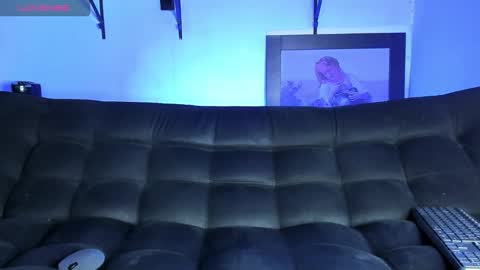 Ronnie online show from January 8, 6:46 pm