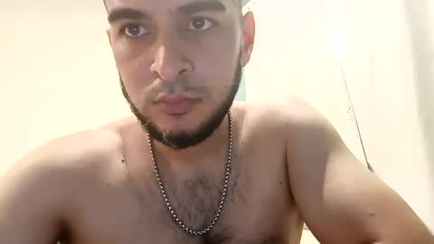 RonnyLatinHot online show from December 5, 3:50 pm