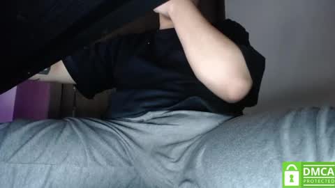 Snapshot of room_hot_x chatting on February 14, 7:23 pm ken online show from February 14, 7:23 pm