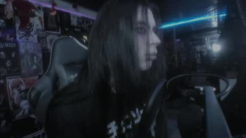 Snapshot of rotten_dreams chatting on March 10, 4:35 pm rot online show from March 10, 4:35 pm