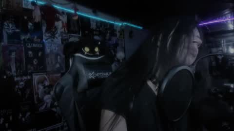 Snapshot of rotten_dreams chatting on February 26, 11:46 pm rot online show from February 26, 11:46 pm