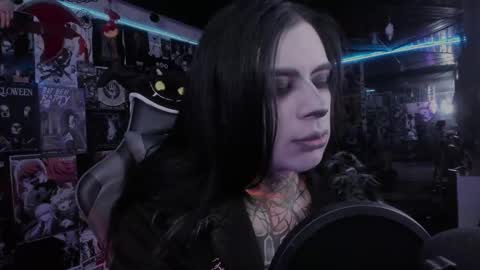Snapshot of rotten_dreams chatting on September 23, 5:12 pm rot online show from September 23, 5:12 pm