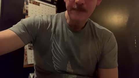 roundthebend8 online show from February 18, 4:48 am