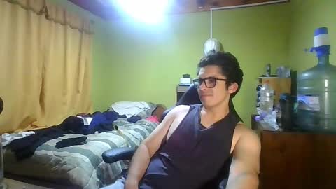 rpaulo25 online show from April 6, 4:46 am