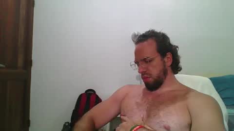 Snapshot of rubio121 chatting on October 14, 5:09 pm rubio121 online show from October 14, 5:09 pm