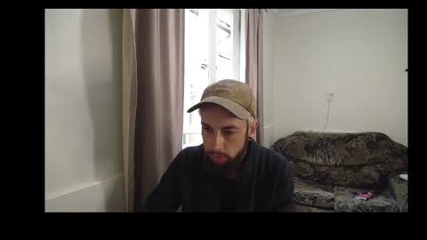 Snapshot of rubitricky chatting on December 5, 6:45 pm RubitRicky online show from December 5, 6:45 pm