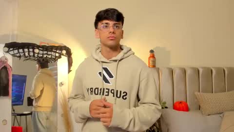 Russ online show from October 7, 11:25 am