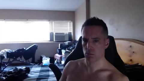 rustic_cuse_777 online show from March 28, 7:03 pm