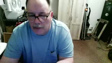 rwzar_1965 online show from June 3, 5:20 am