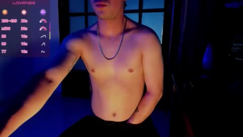 Snapshot of ryan15_ chatting on October 22, 9:51 pm Ryan 15 online show from October 22, 9:51 pm