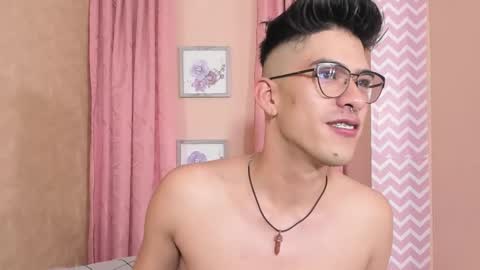 Ryan online show from December 12, 6:21 pm