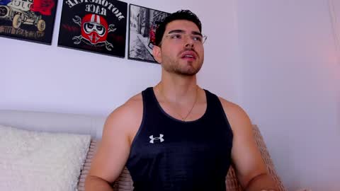 Ryan  online show from May 31, 6:14 am