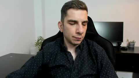 Andrew C. online show from May 30, 8:42 pm