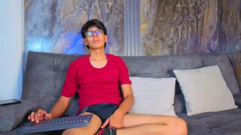 ryann_wolf online show from June 4, 8:59 pm