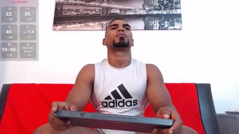 Snapshot of ryannfit chatting on September 28, 3:59 am instagram.. Ryandwrn online show from September 28, 3:59 am