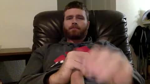 Snapshot of ryanoliver83 chatting on December 8, 1:35 am Ryan Oliver online show from December 8, 1:35 am