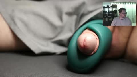 Ryan online show from April 1, 9:44 am