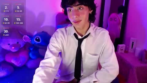 Snapshot of saanti_foxs chatting on September 28, 3:26 am Santi online show from September 28, 3:26 am