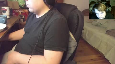 1141323  my Lord Mister Max   moms treasure online show from December 4, 2:07 am