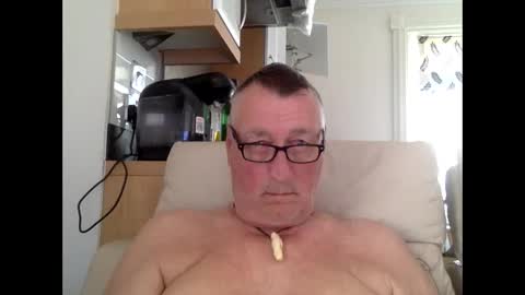 sail_naked online show from May 3, 5:37 pm