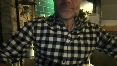 saint009 online show from April 15, 7:47 pm