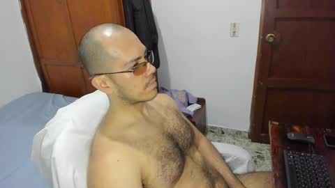 Snapshot of saintedy01 chatting on January 8, 12:15 pm saintedy01 online show from January 8, 12:15 pm