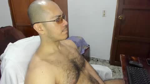 Snapshot of saintedy01 chatting on March 6, 12:41 pm saintedy01 online show from March 6, 12:41 pm