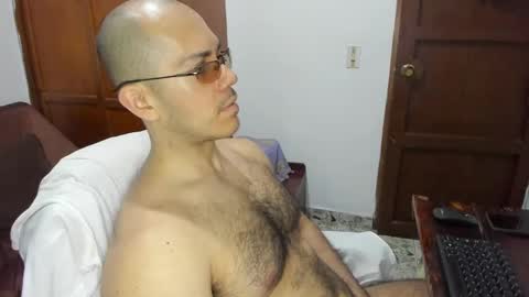 Snapshot of saintedy01 chatting on February 19, 12:22 pm saintedy01 online show from February 19, 12:22 pm