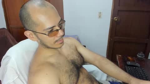 Snapshot of saintedy01 chatting on February 2, 5:37 pm saintedy01 online show from February 2, 5:37 pm