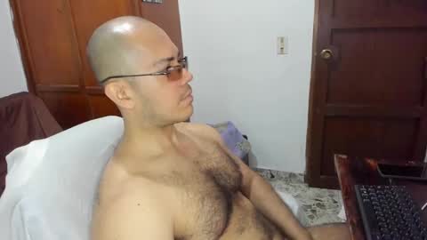 Snapshot of saintedy01 chatting on September 9, 1:43 pm saintedy01 online show from September 9, 1:43 pm