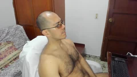Snapshot of saintedy01 chatting on December 24, 1:06 pm saintedy01 online show from December 24, 1:06 pm