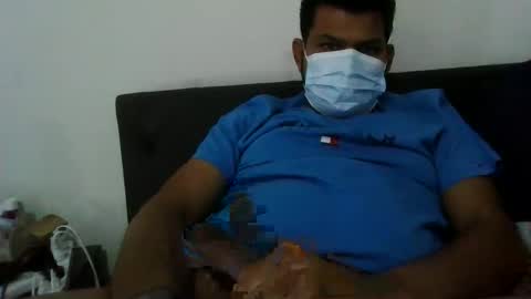 Snapshot of sakthi1514 chatting on October 6, 10:14 pm sakthi1514 online show from October 6, 10:14 pm