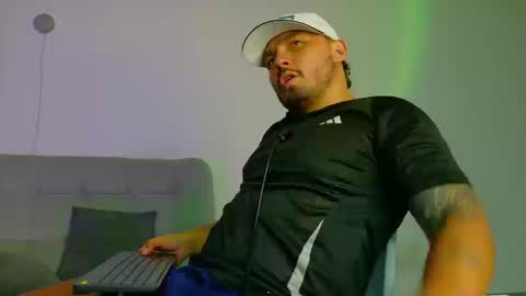 salomon_26 online show from March 21, 5:22 am