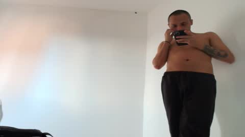 salomon_boy_ online show from December 17, 9:10 pm