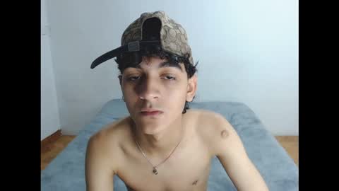 salvatore_cute online show from October 13, 10:49 pm