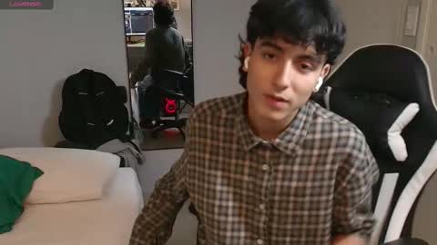 salvatore_montt online show from March 11, 5:49 am