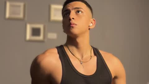 Salvatore online show from November 22, 5:51 am