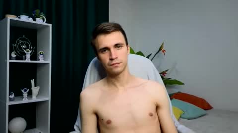 sam online show from October 17, 9:41 pm
