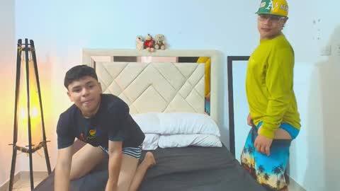 sam_tnt9 online show from December 14, 9:49 am