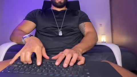 Sam Dornan online show from February 13, 11:04 pm