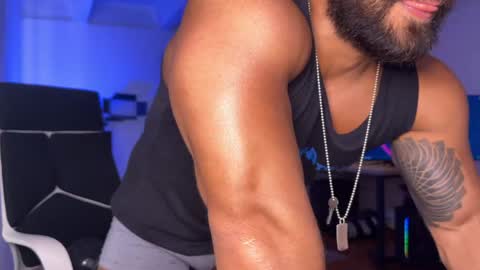 Sam Dornan online show from December 14, 8:18 pm