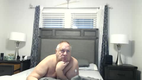 Snapshot of sammyp1956 chatting on December 27, 9:22 pm sammyp1956 online show from December 27, 9:22 pm