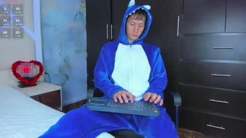 SAMMY online show from December 2, 12:19 pm