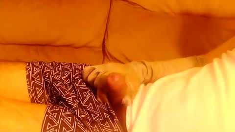 Snapshot of samuel1942 chatting on January 19, 3:53 pm bigddaddy online show from January 19, 3:53 pm