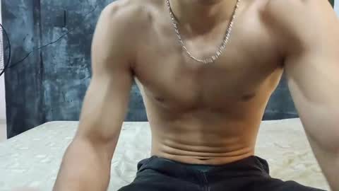 samuel_hills_ii online show from May 27, 2:03 pm