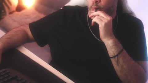 Sanders online show from March 3, 6:35 am