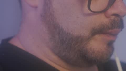 Sanders online show from April 2, 2:09 am