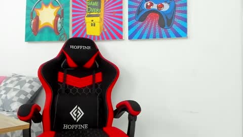 Maximo Santana online show from April 15, 2:50 pm