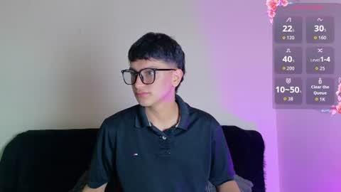 santi online show from July 4, 3:26 pm